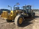 2013 John Deere 772GP Image