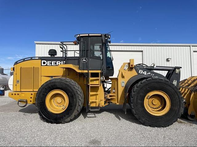 Image of John Deere 844K-II equipment image 4