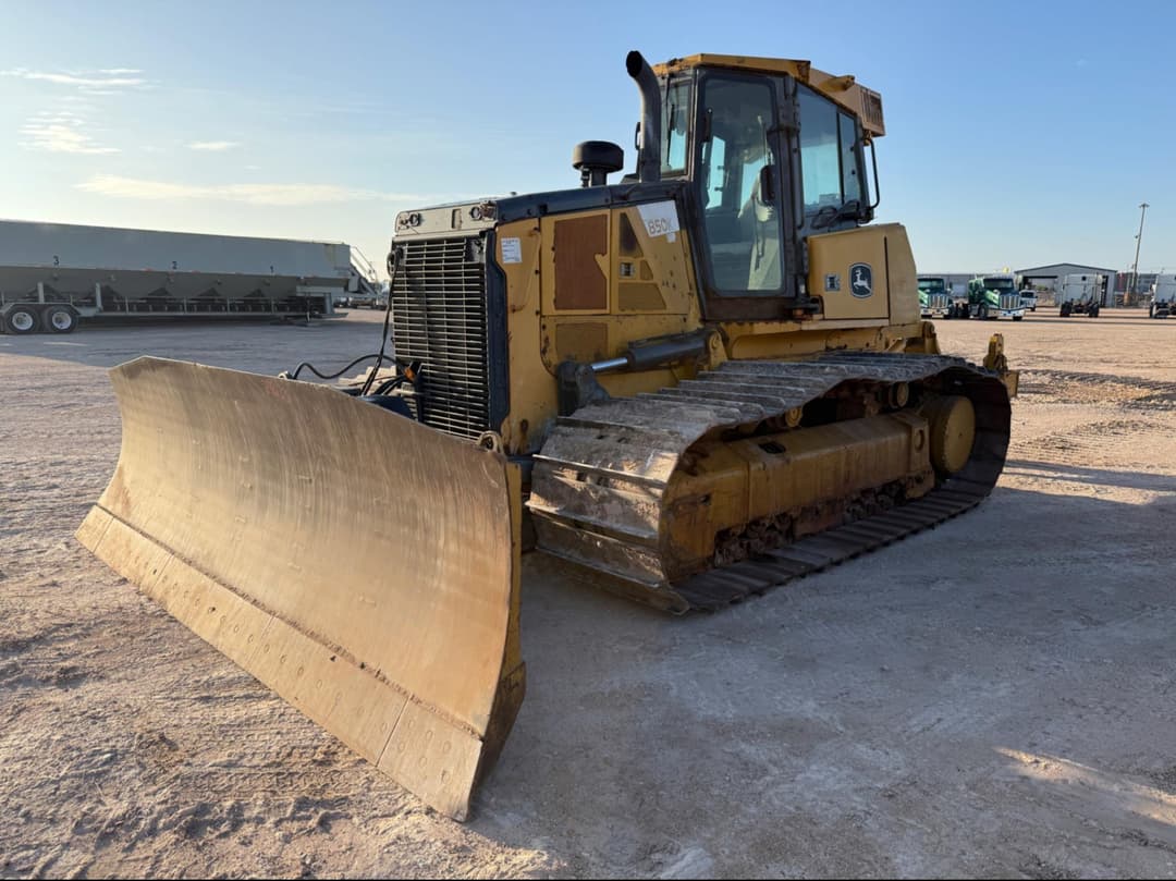 Image of John Deere 850K LGP Primary image