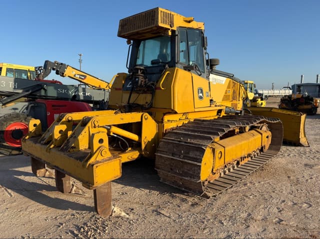 Image of John Deere 850K LGP equipment image 3