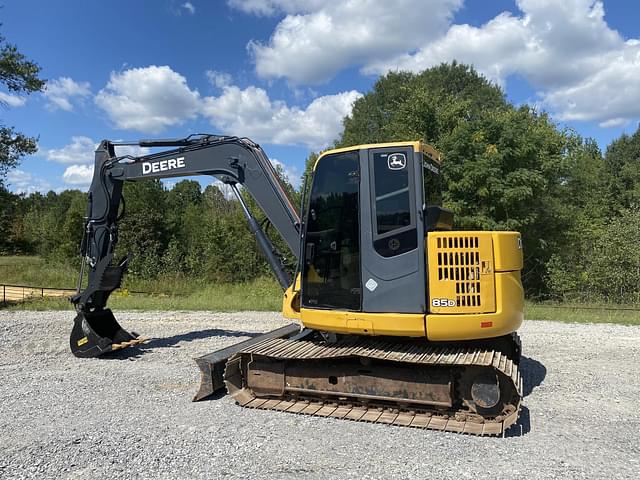 Image of John Deere 85D equipment image 3