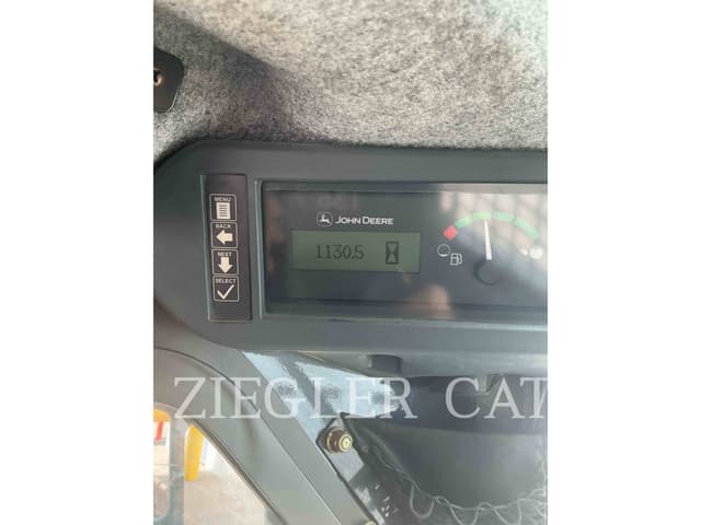 Image of John Deere 318D equipment image 4