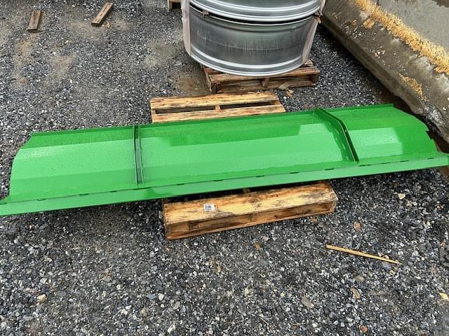 Image of John Deere R450 equipment image 4