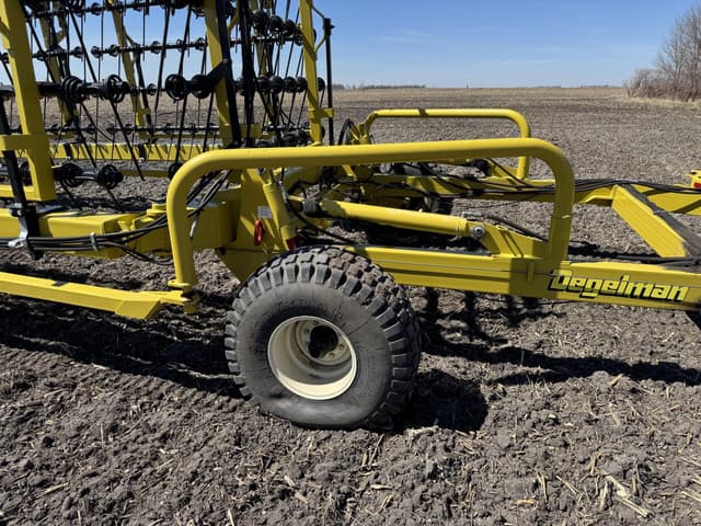 Image of Degelman SM7000 equipment image 1