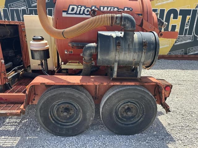 Image of Ditch Witch FX30 equipment image 1