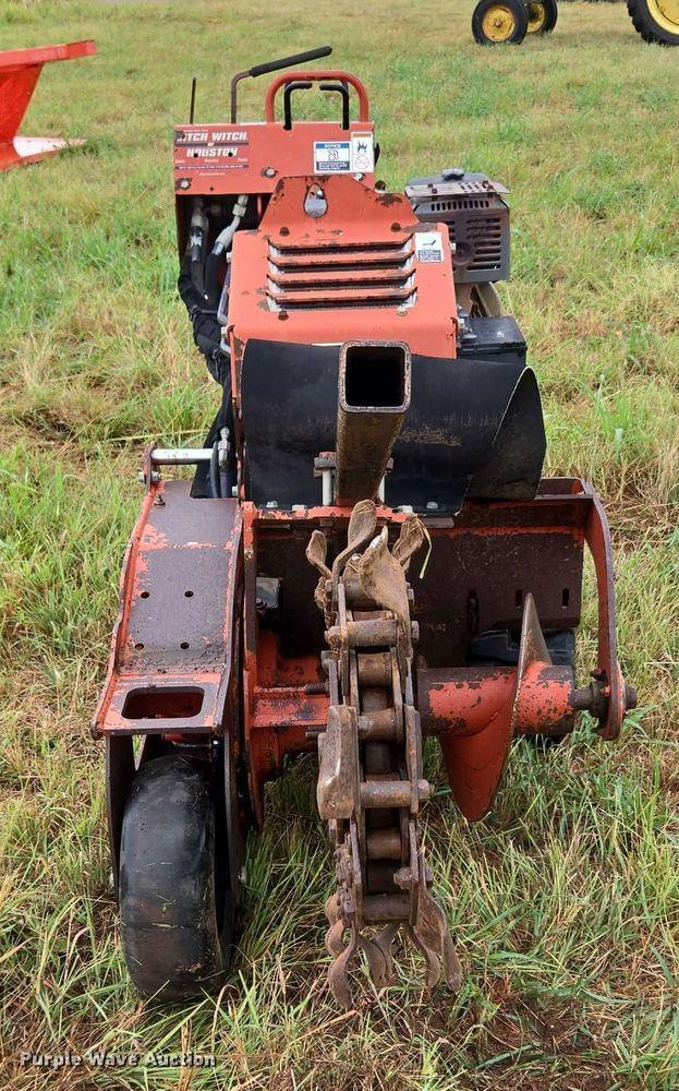 Image of Ditch Witch RT12 equipment image 1