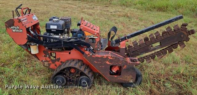 Image of Ditch Witch RT12 equipment image 3