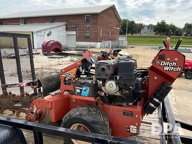 Image of Ditch Witch RT12 equipment image 4