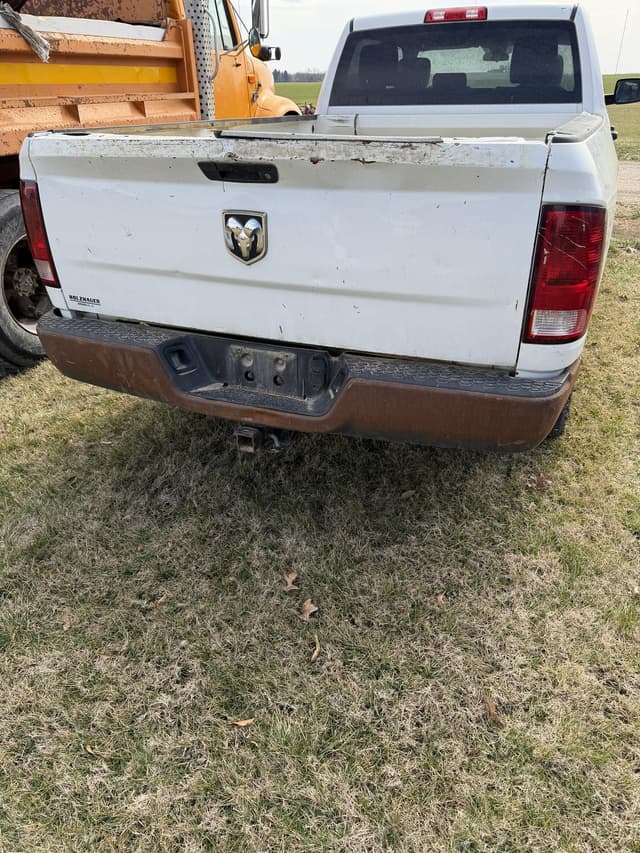 Image of Dodge Ram 2500 equipment image 4