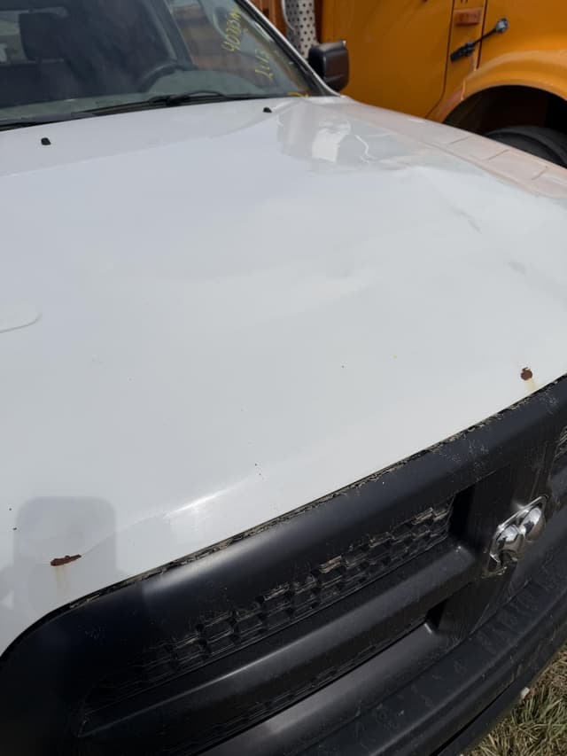 Image of Dodge Ram 2500 equipment image 2