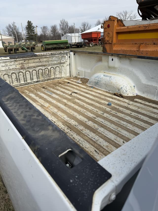 Image of Dodge Ram 2500 equipment image 3