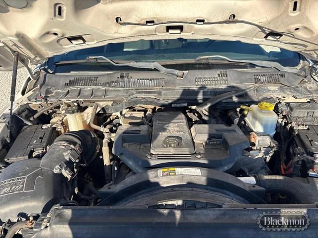 Image of Dodge Ram 5500 equipment image 4