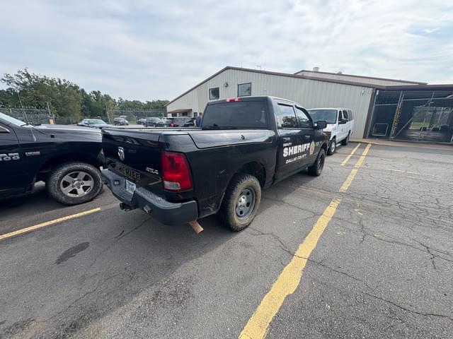 Image of Dodge Ram 1500 equipment image 2