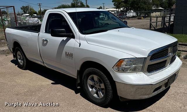 Image of Dodge Ram 1500 equipment image 2