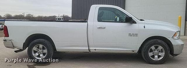 Image of Dodge Ram 1500 equipment image 3