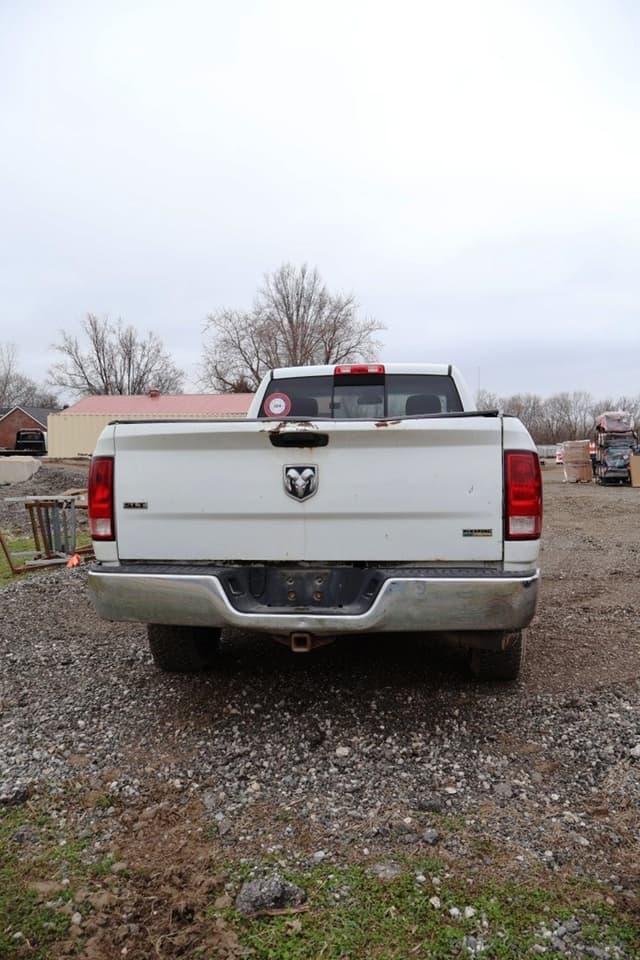 Image of Dodge Ram 1500 equipment image 2