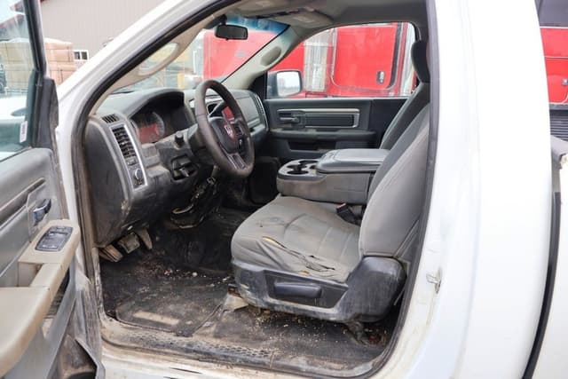 Image of Dodge Ram 1500 equipment image 3