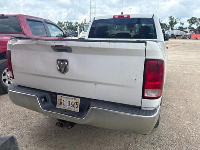 Image of Dodge Ram 1500 equipment image 4