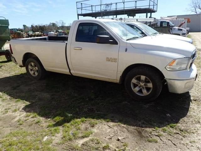 Image of Dodge Ram 1500 equipment image 3