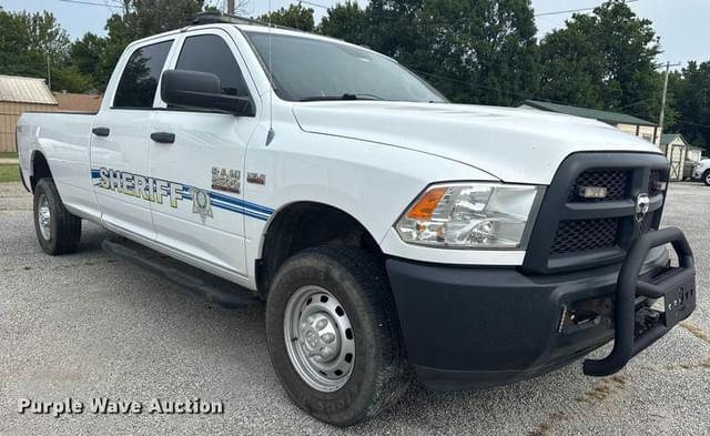 Image of Dodge Ram 2500 equipment image 2