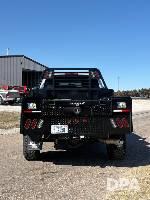 Image of Dodge Ram 2500 equipment image 3