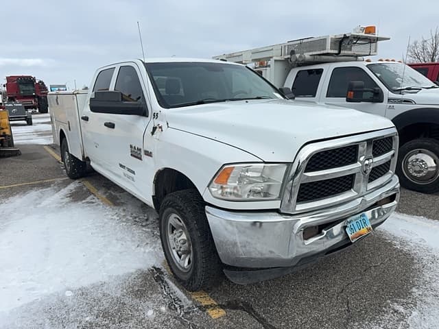 Image of Dodge Ram 2500 equipment image 2