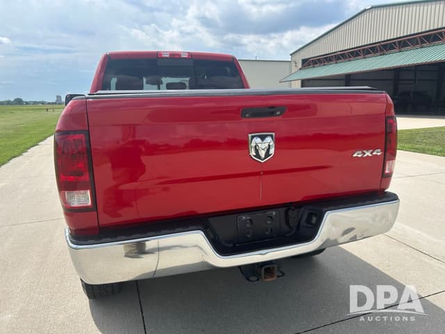 Image of Dodge Ram 2500 equipment image 3