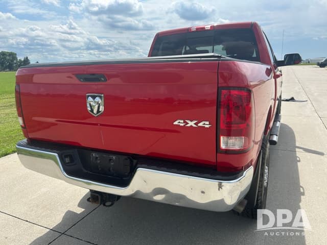 Image of Dodge Ram 2500 equipment image 4