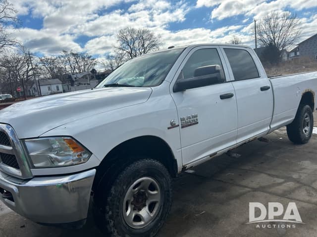Image of Dodge Ram 2500 equipment image 4