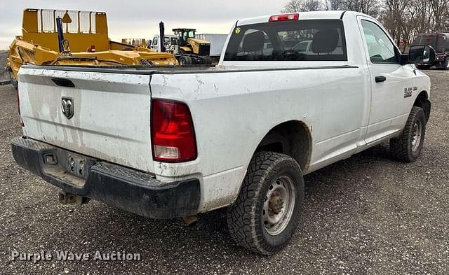 Image of Dodge Ram 2500 equipment image 4