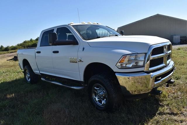 Image of Dodge Ram 2500 equipment image 3