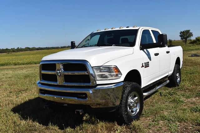 Image of Dodge Ram 2500 equipment image 1