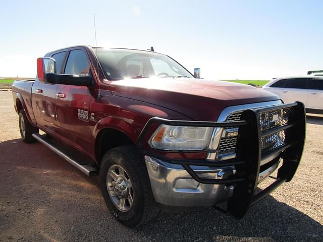 Image of Dodge Ram 2500HD equipment image 3