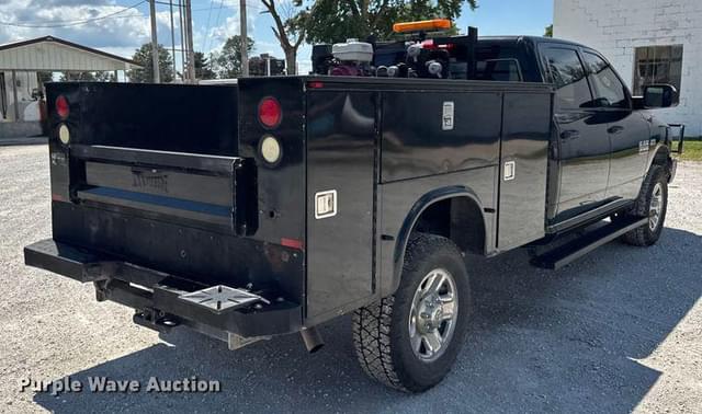 Image of Dodge Ram 3500 equipment image 4