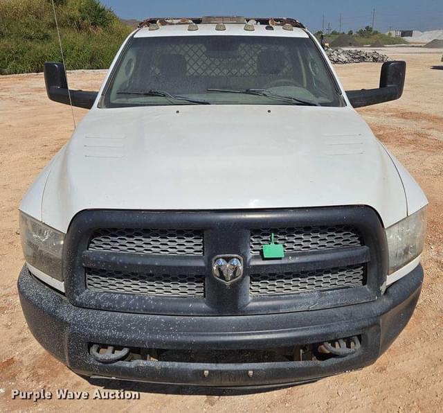 Image of Dodge Ram 3500HD equipment image 1