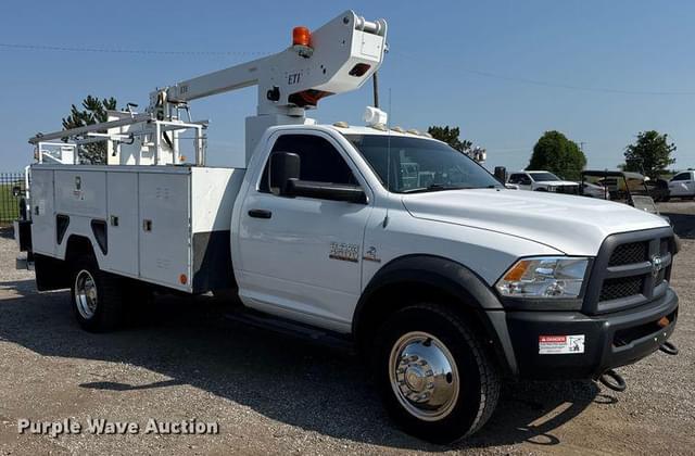 Image of Dodge Ram 4500 equipment image 2