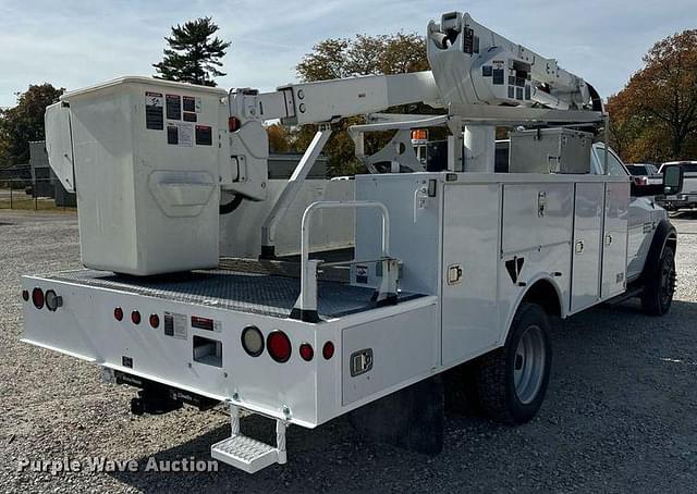 Image of Dodge Ram 5500HD equipment image 4