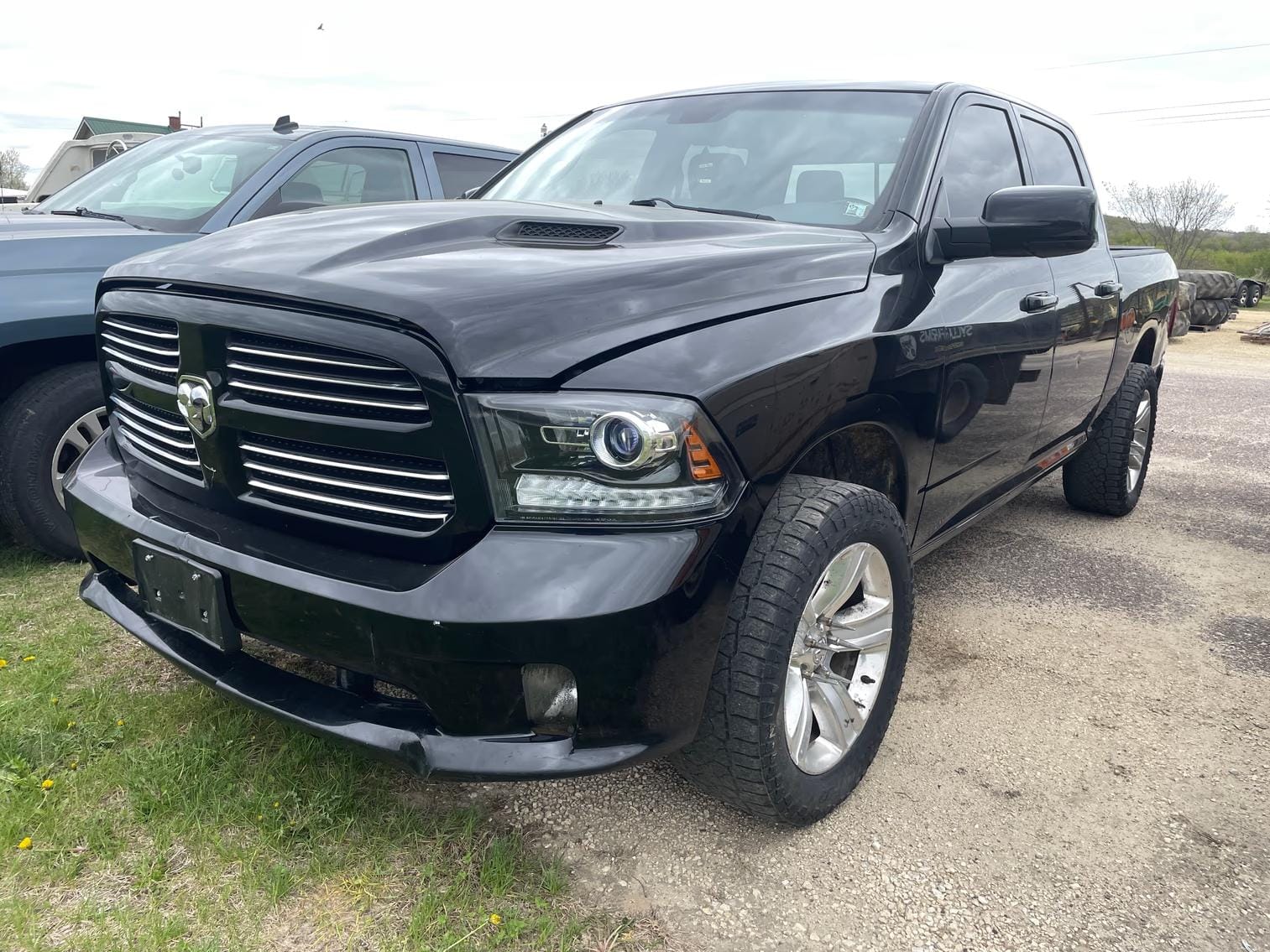 2013 Dodge Ram Equipment Image0