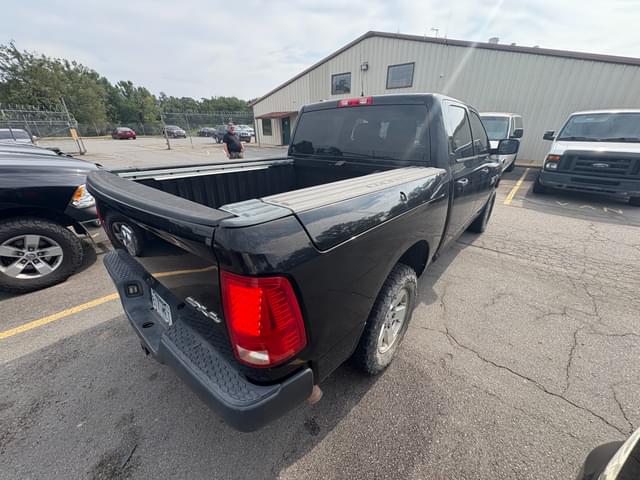 Image of Dodge Ram 1500 equipment image 2