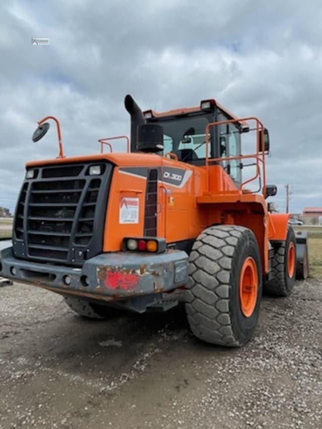 Image of  Doosan DL300-3 equipment image 3