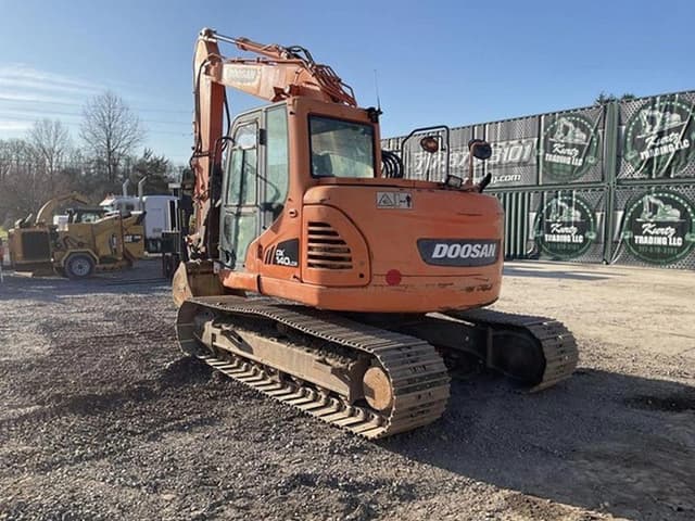 Image of  Doosan DX140LCR-3 equipment image 1