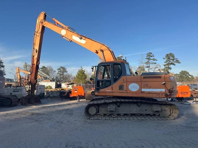 Image of  Doosan DX225LC equipment image 1