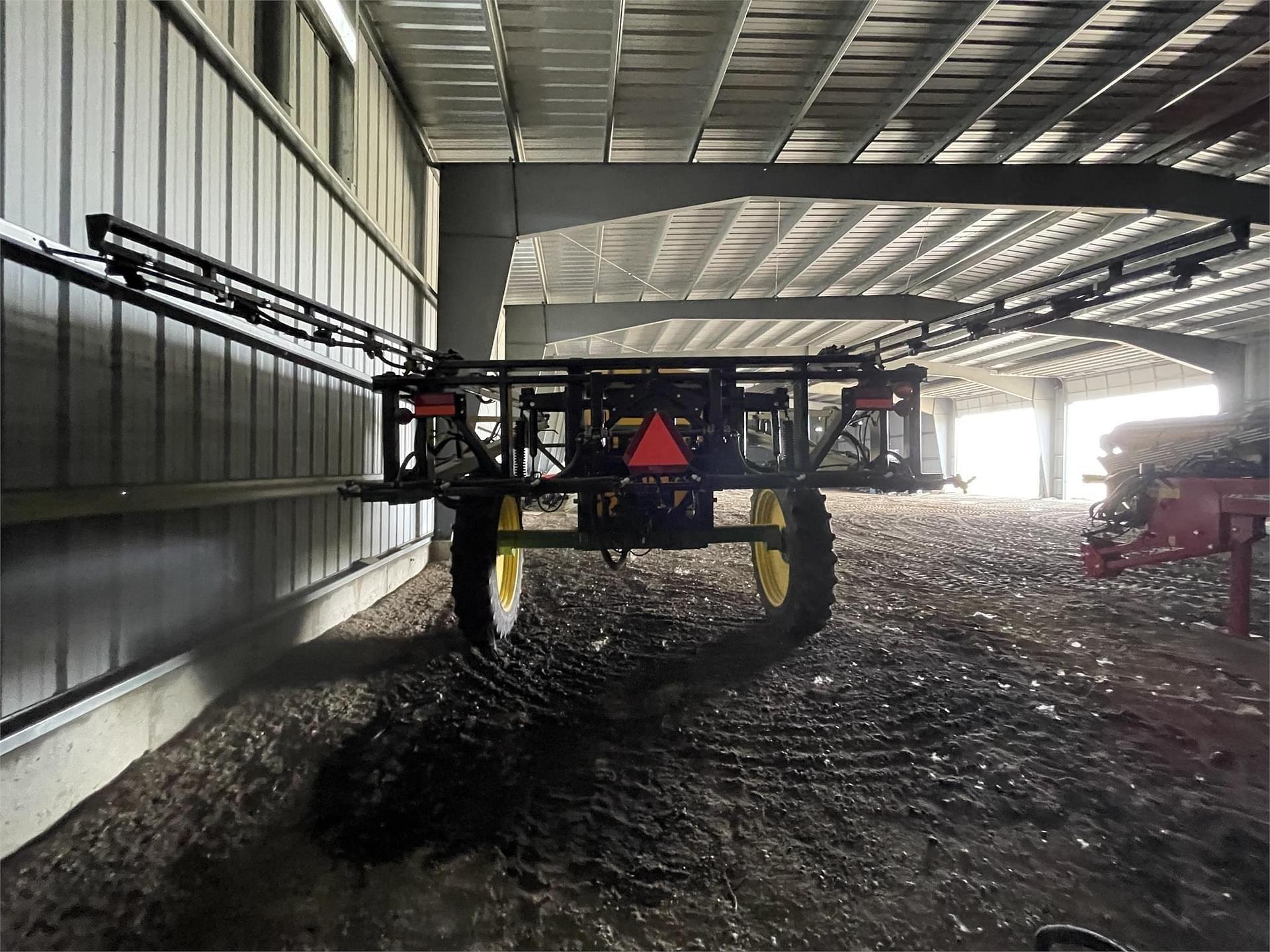 Main image Farm King 1600 1