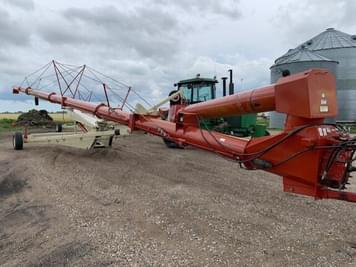 Main image Farm King 1684