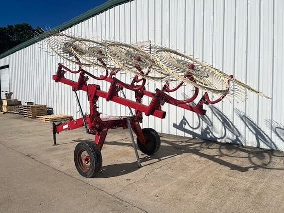 Image of Farm King RFKB8 equipment image 4