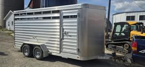 2013 Featherlite 8107 Image