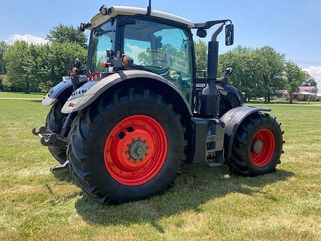 Image of Fendt 714 Vario equipment image 3