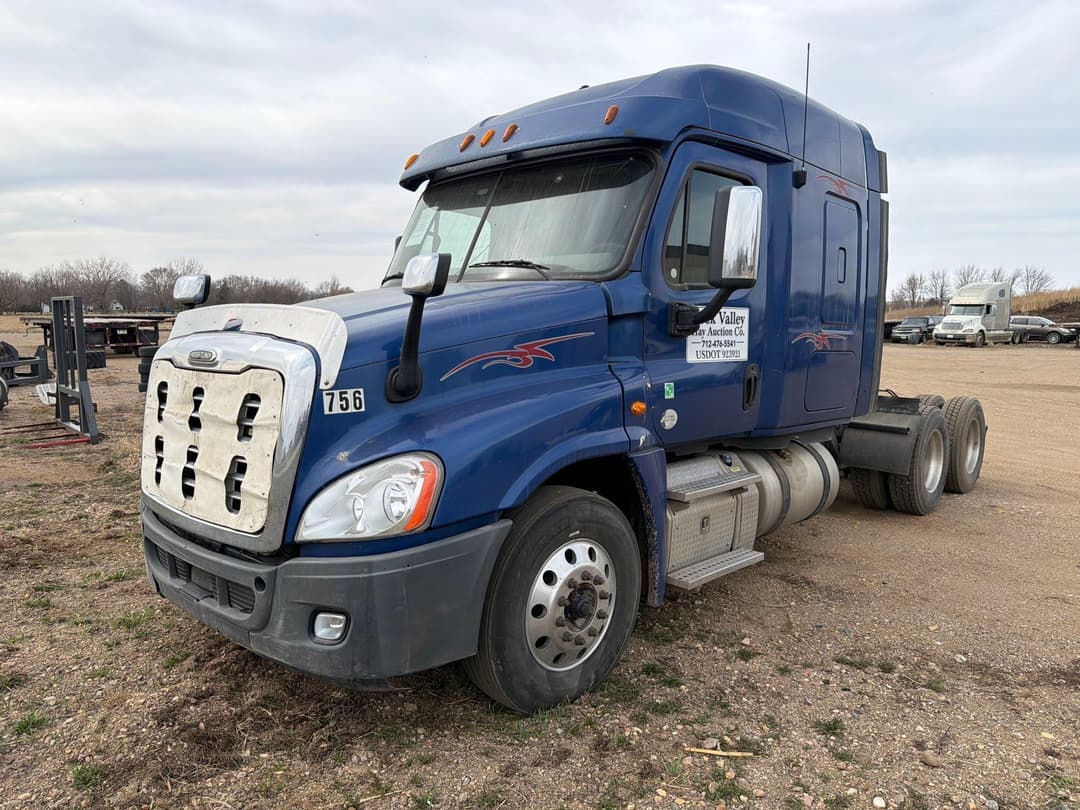 Image of Freightliner Cascadia 125 Primary image
