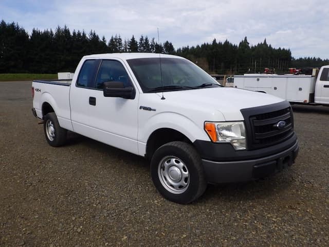 Image of Ford F-150 equipment image 2