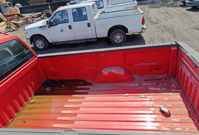 Image of Ford F-150 equipment image 2